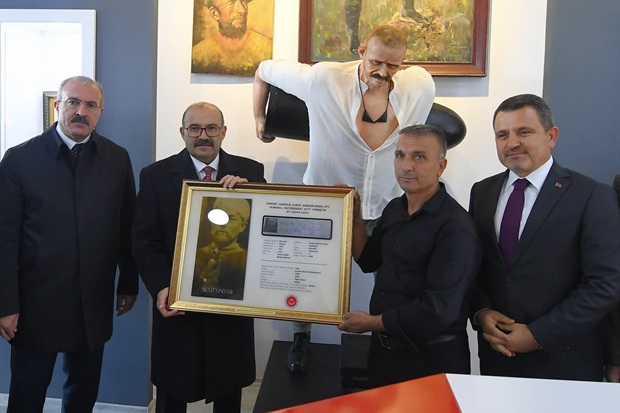 Seyit Onbaşı'nın Askerlik Fotoğrafı Ortaya Çıktı